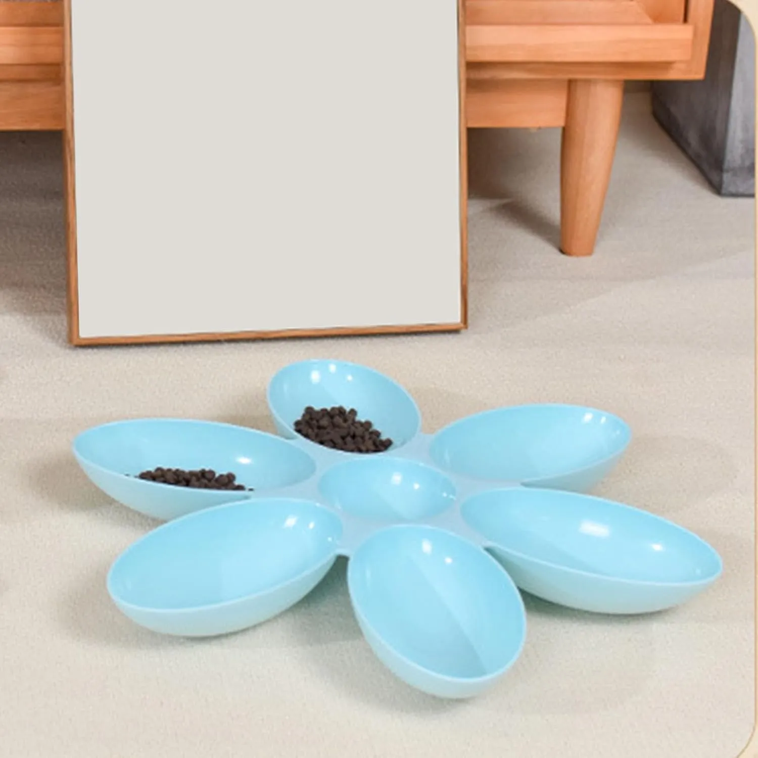 Cat Food Bowl, Plastic 6 Petals Long Lasting Easy to Clean Puppy Food Feeder, 6 Grids Pet Feeding Bowl Multi Cat Feeder for Small Cats Kittens (Blue)