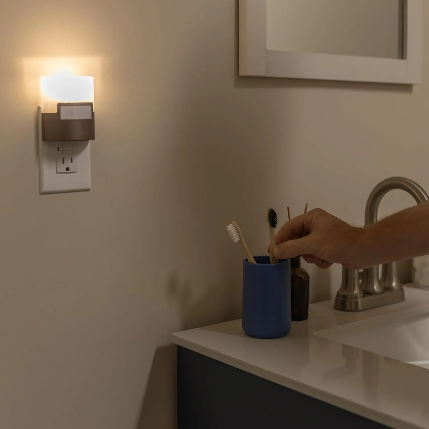 GE LED Motion Sensor Night Light, Plug into wall, 40 Lumens, Soft White, UL Certified, Energy Efficient, Ideal Nightlight for Bedroom, Bathroom, Kitchen, Hallway, 26140, Bronze, 1 Pack